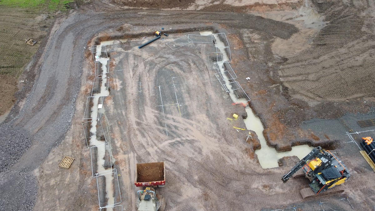 无人机照片揭示了纽波特 £20m 退休社区的进展