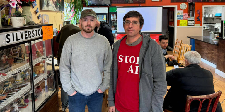 我们遇到了想要在通用人工智能存在之前就禁止它的抗议者