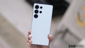 您的 Galaxy S25 充电慢吗？您并不孤单