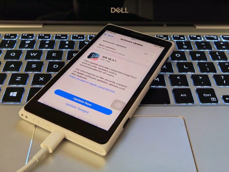 运行 iOS 18 的诺基亚 Lumia？这位黑客创造了 2025 年的终极技术混搭