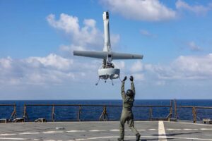罗马尼亚将从美国接收 12 架 MQ-35A V-BAT 无人机，用于在黑海收集情报