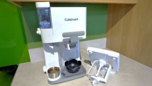 Cuisinart 的 Soft Serve Ice Cream Maker 比 Ninja Creami Swirl 便宜，但它的结果让我有点冷淡