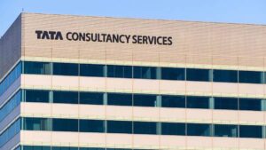 TCS 与 Salesforce 合作，提高 AI 采用率