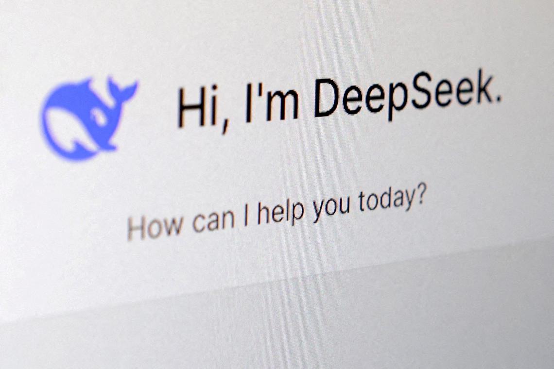 新加坡公司关注 DeepSeek 的好处，但对数据安全风险和 AI 偏见持谨慎态度
