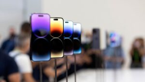 苹果可能会在 2 月 11 日推出新的 iPhone SE 和 PowerBeats Pro 2