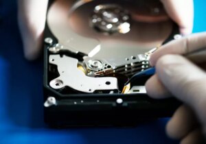二手 Seagate 硬盘作为新品出售，可追溯到加密矿场