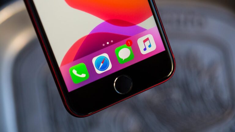 新款 iPhone 16E 是小型手机的最终死亡