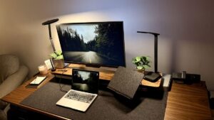 软件开发人员注意 - BenQ 专门为您创建了这款商务显示器