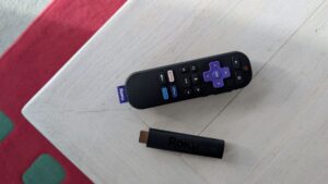 Roku Streaming Stick 4K 评论：快速且易于使用的媒体流媒体