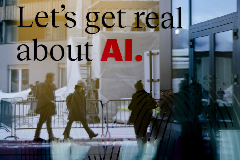 中国 DeepSeek 悬而未决 AI 峰会
