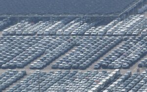 1 月份汽车出口下降 19.6%，假期工作日减少