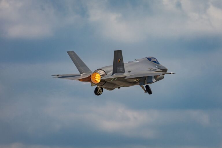 比利时用两架新交付的 F-35 战斗机为其防空的未来做准备