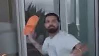 Drake 奇怪的无人机视频背后的真相是在这位说唱歌手分享了该设备飞越他的悉尼顶层公寓的片段后被揭晓