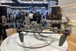 Aero India 2025 – Raphe mPhibr 的 VTOL mR10-IC，印度的多功能资产