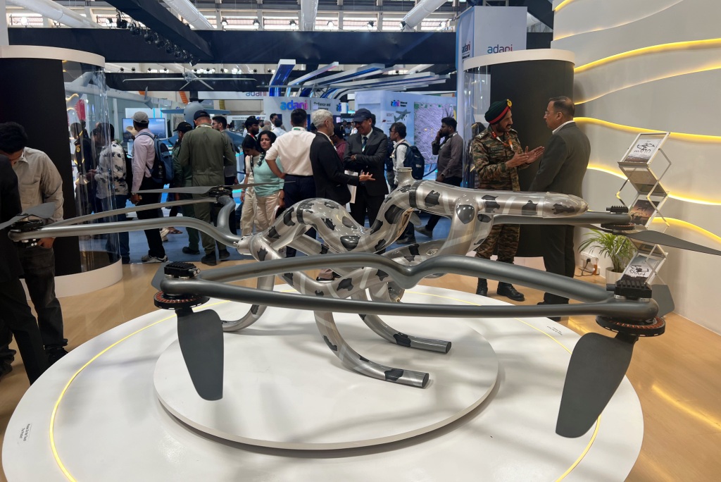 Aero India 2025 – Raphe mPhibr 的 VTOL mR10-IC，印度的多功能资产