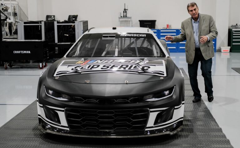 3D 打印部件如何改变 NASCAR 杯系列