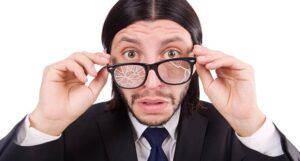 用户抱怨他的鼠标不工作。但他没有使用鼠标