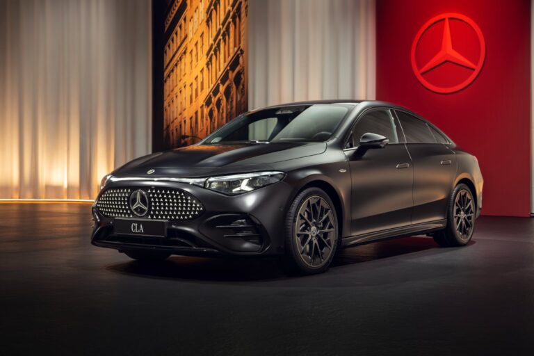全新梅赛德斯-奔驰 CLA：智能设计与尖端技术相结合