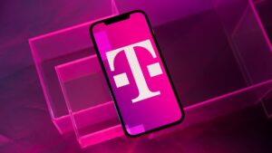 T-Mobile 正在向老客户提供免费线路。为涨价道歉？