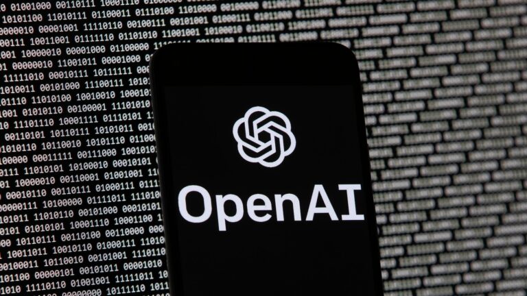法官拒绝马斯克阻止 OpenAI 营利性转换的请求，但欢迎审判