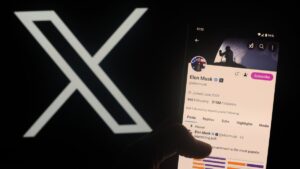 埃隆·马斯克声称 X 崩溃是因为大规模网络攻击