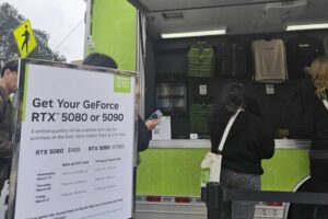 Nvidia 从“餐车”销售难以获得的 RTX GPU