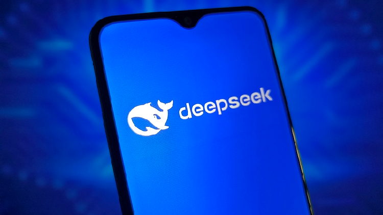 DeepSeek 如何改写 AI 的未来