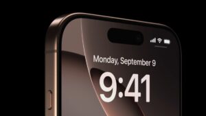 Apple 的 iPhone 17 可能会对自拍相机进行重大升级