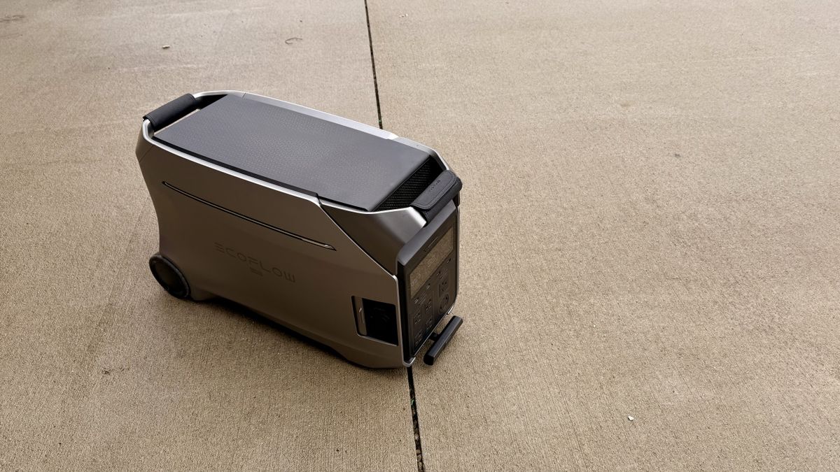 我测试了 EcoFlow Delta Pro 3，它超紧凑、超大容量和超重