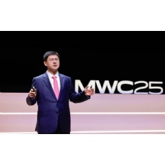 华为李鹏：在 AI 时代最大化 5G 网络价值