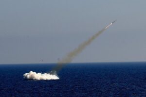 土耳其海军使用能够进行谨慎远程打击的 Atmaca 导弹加强其水下力量