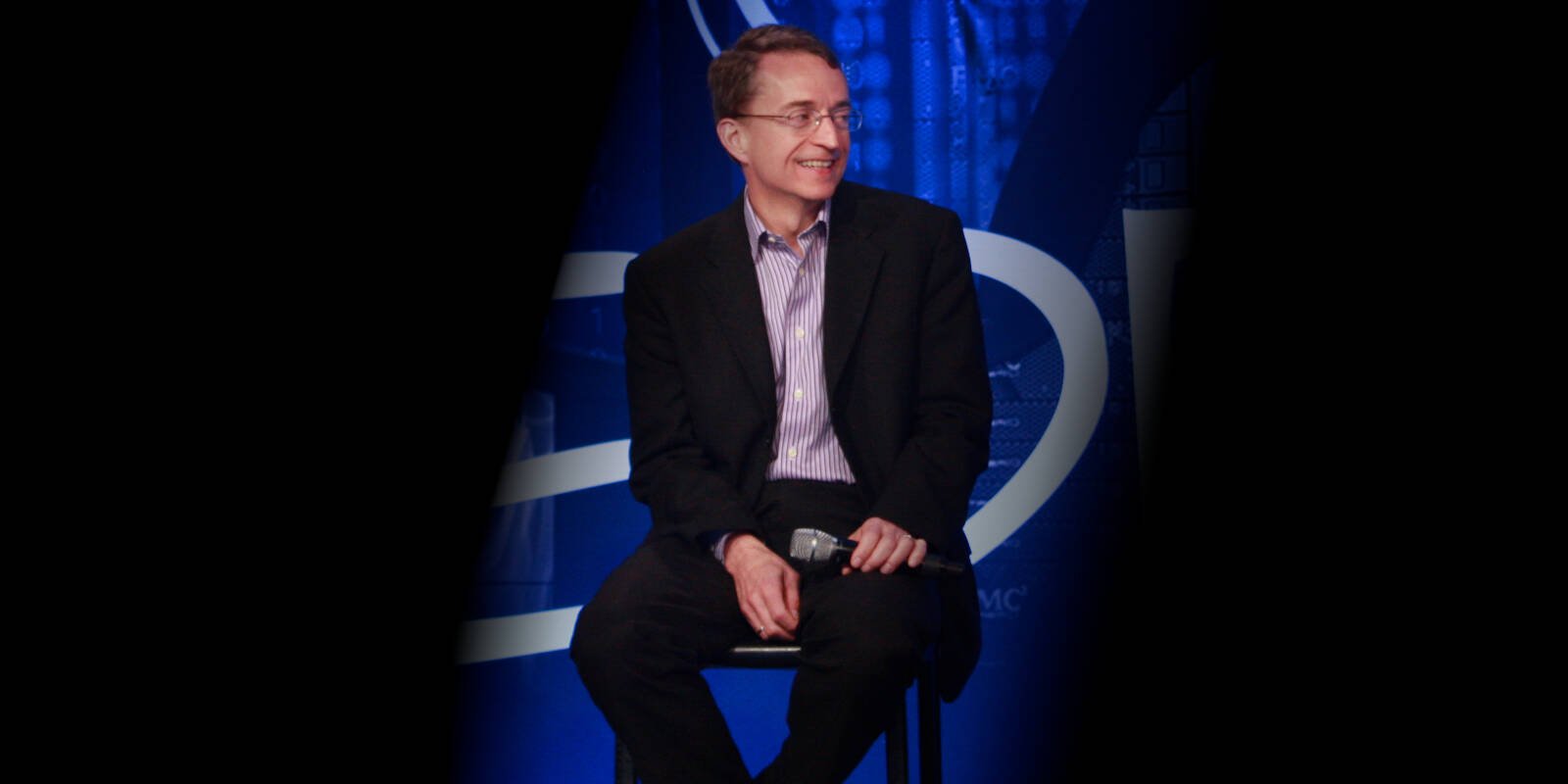 想要拯救 Intel？解雇董事会，带回 Pat，前首席执行官 Craig Barrett 说