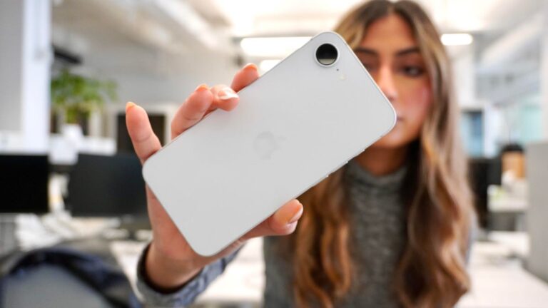 我用 16e 替换了我的 iPhone 16 Pro 24 小时 – 这是我学到的一切