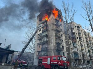 第聂伯罗彼得罗夫斯克州铁路电力设施成为俄罗斯无人机的目标，其他袭击造成至少四名平民死亡