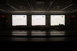 以下是 AI 如何改变宾夕法尼亚大学教师评分和教授课程的方式