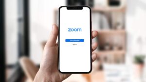 Zoom 推出用于日历管理和工作区预订的新代理 AI 功能