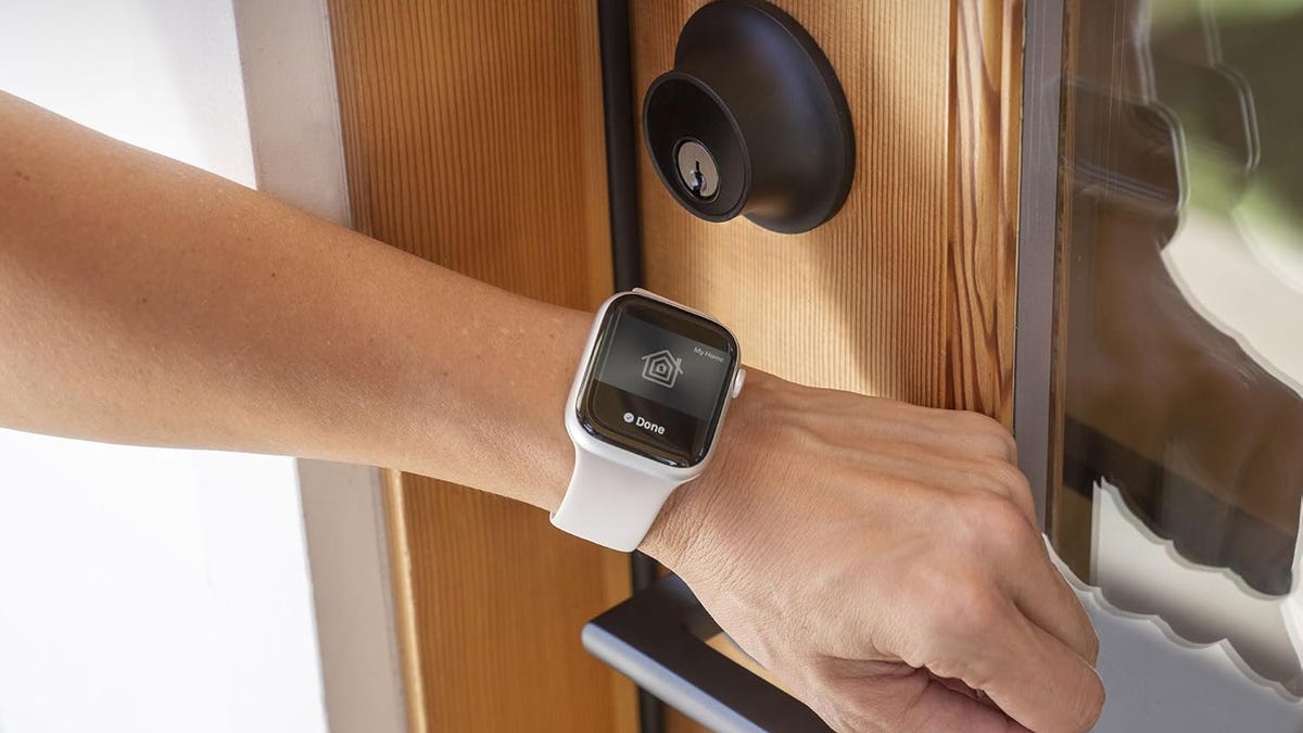 Apple Watch 可能会配备内置摄像头以支持 AI 功能