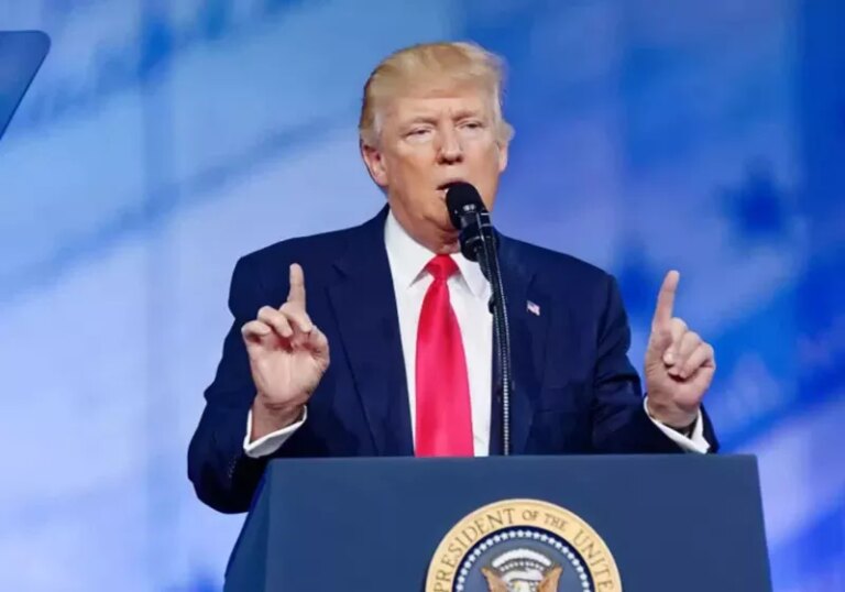 特朗普确认四名竞标者正在为 TikTok 进行谈判，交易可能接近