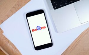 百度推出首个与 DeepSeek 竞争的推理模型