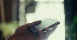 消除干扰的 Light Phone III 将于本月底推出
