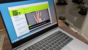 最后，一台具有出色显示和性能的 Linux 笔记本电脑，可与我的 MacBook 相媲美