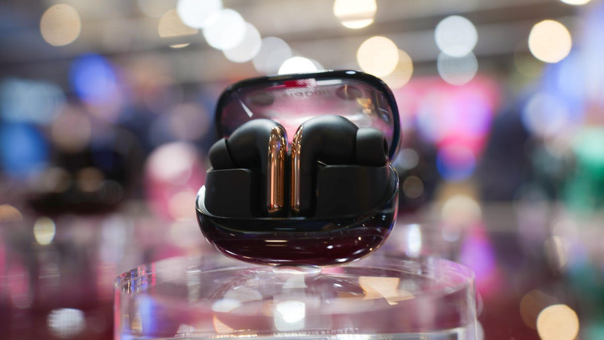 MWC 2025 上最具创新性的产品不是手机 – 这些可穿戴设备得到了我的投票