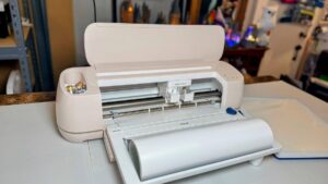 Cricut 的新 Maker 4 的改进不足以证明其价格的合理性