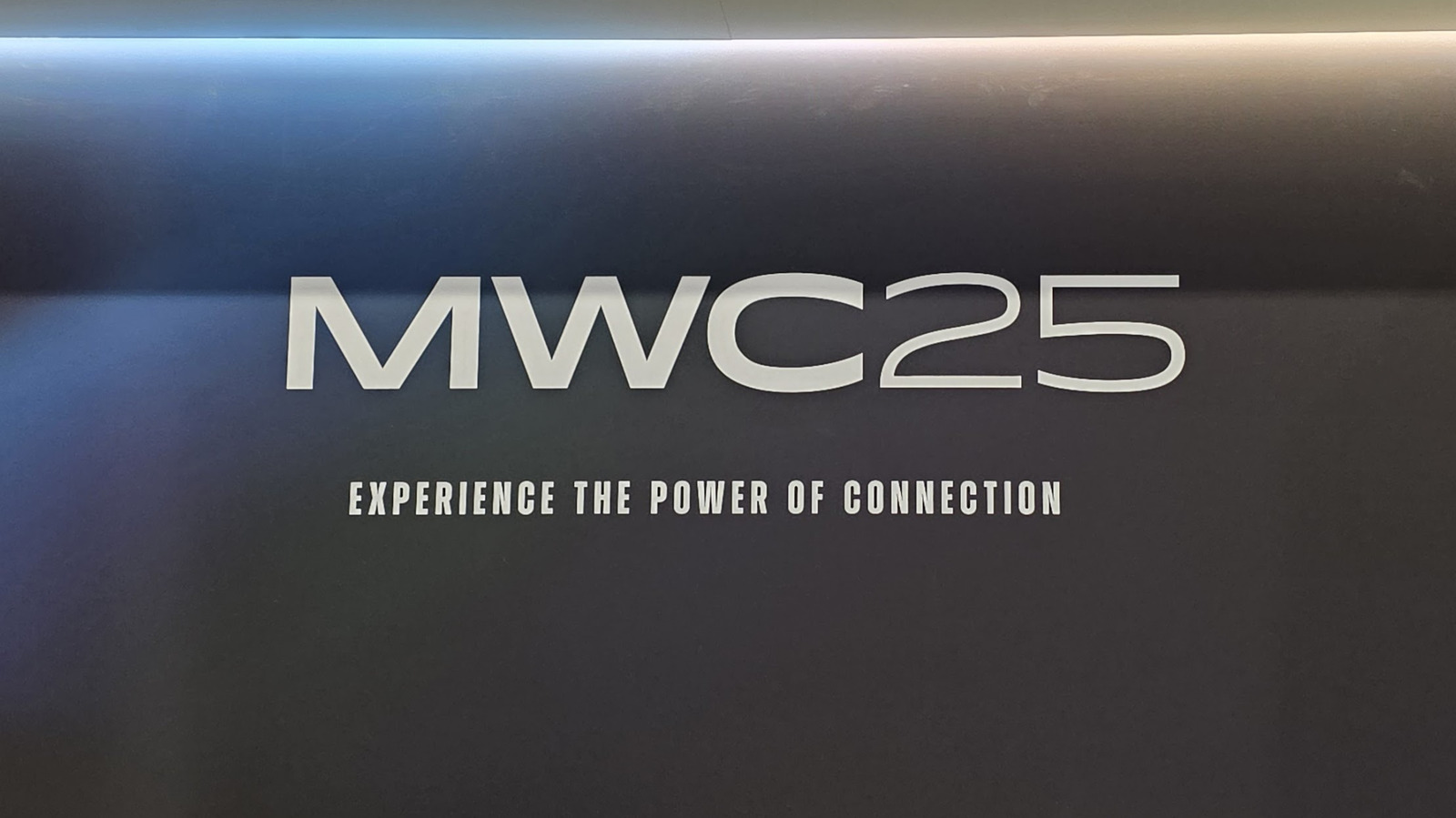 MWC 2025 第 2 天：派对结束