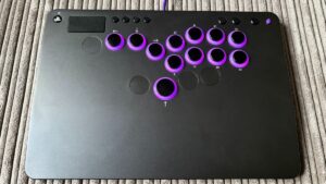 我花了一个星期的时间与 Turtle Beach Victrix Pro KO 的格斗游戏竞争对手较量，它改变了游戏规则，可能最终将我从格斗棒转变为格斗摇杆