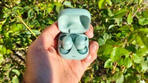 我把旧的健身耳塞换成了这些 Sony LinkBuds Fit - 我再也回不去了