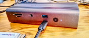 我回顾了 Cable Matters Thunderbolt 5 扩展坞，它可能是目前价格最好的 TB5 设备