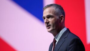 英国政府在 AI 资金改革中瞄准“初创公司”思维方式