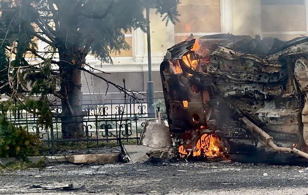 “他们先炮击，然后他们狩猎”：来自今天俄罗斯对赫尔松的攻击的报道