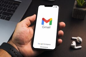 Gemini 现在可以轻松关联您的 Gmail 和 Google 日历
